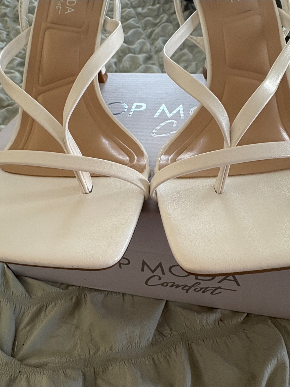 TOP Moda Cream Strappy Square-Toe Heeled Sandals - Picture 4 of 4